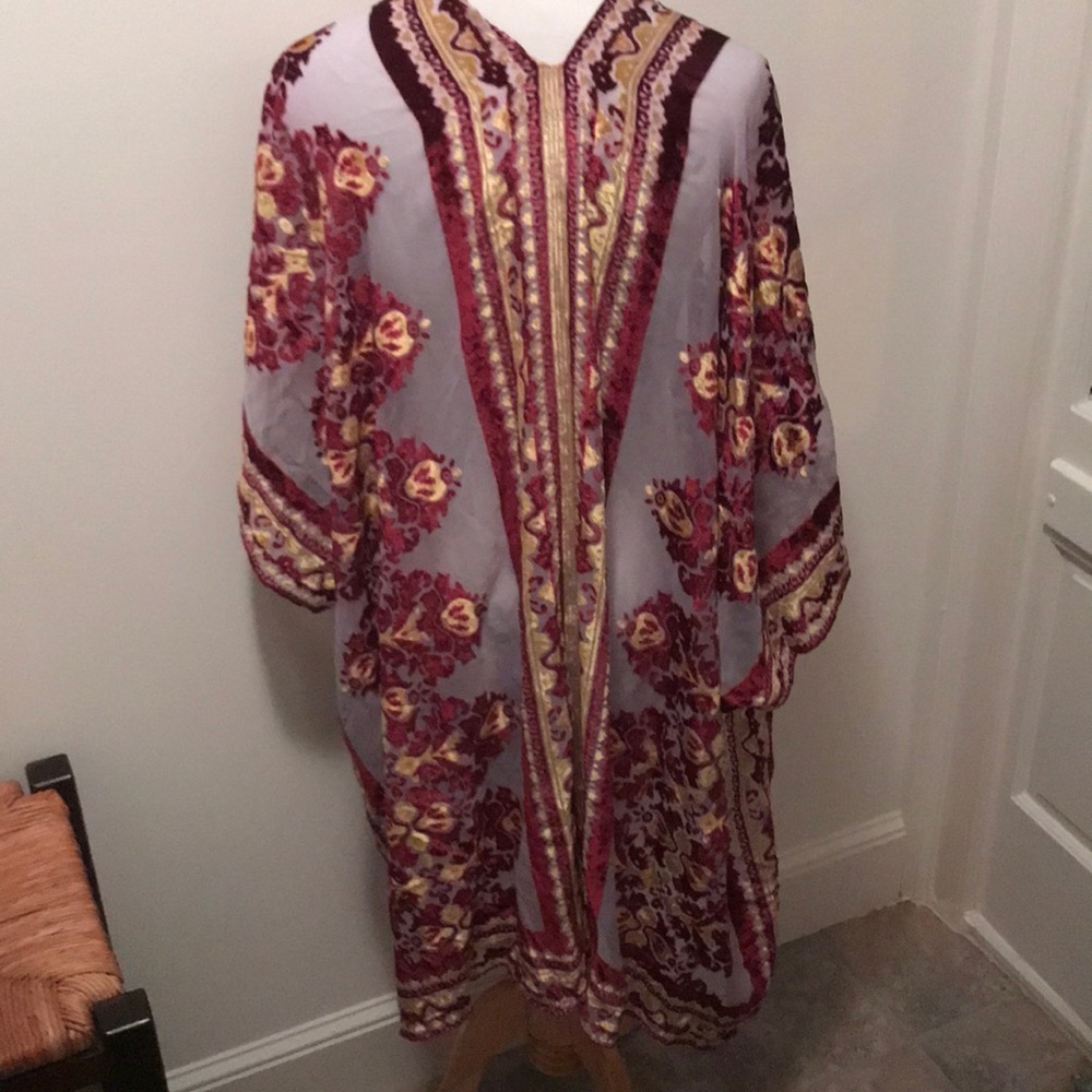 NWT Free People Red/Gold MUSE Burn Out Kimono O/S - Picture 8 of 11